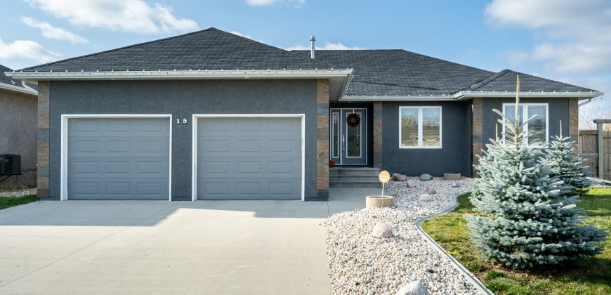 Andover Place – Niverville!