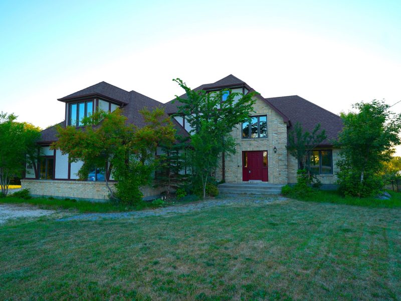 Henderson Highway – River Property