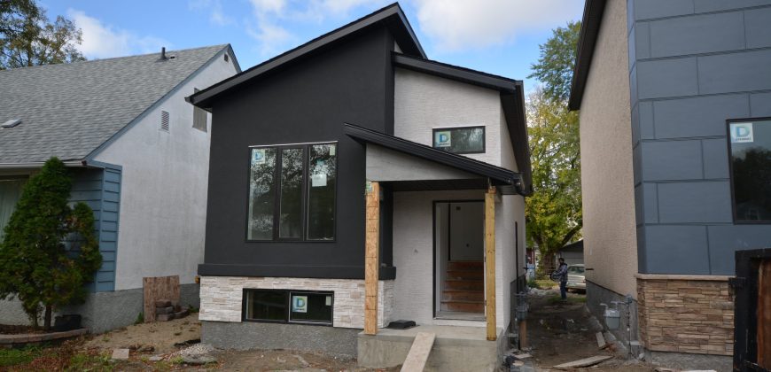 To Be Built – Duplex in West Fort Garry