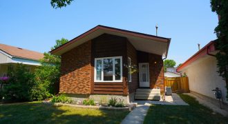 Leatherwood Crescent – North Kildonan House for Sale