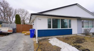 160 Bluewater Crescent – Charming 3 Bedroom Bungalow in Southdale