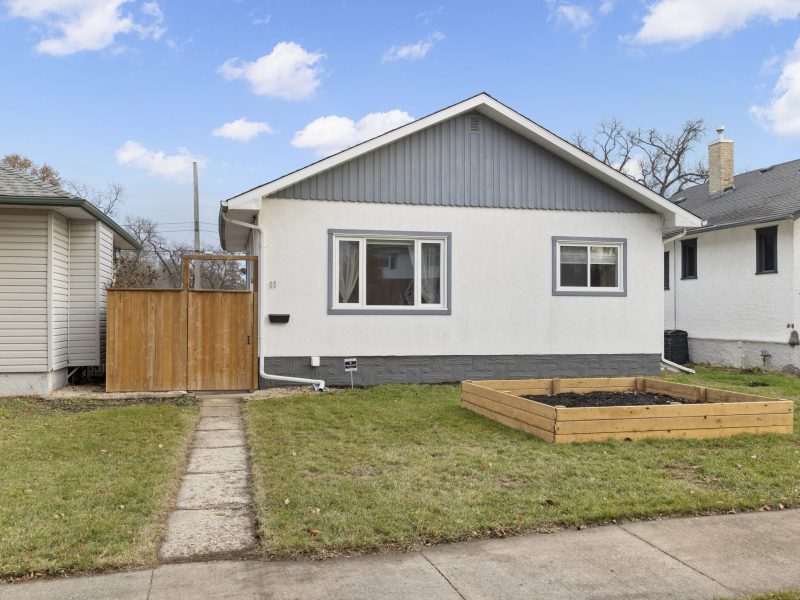 11 Silvia St | A Modern Gem in Glenelm