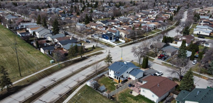 Charming Family Home for Sale at 3 St Moritz Road, Sun Valley, Winnipeg