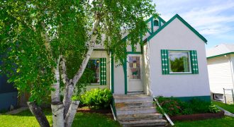 242 Chalmers Avenue | 3 Bedroom Home