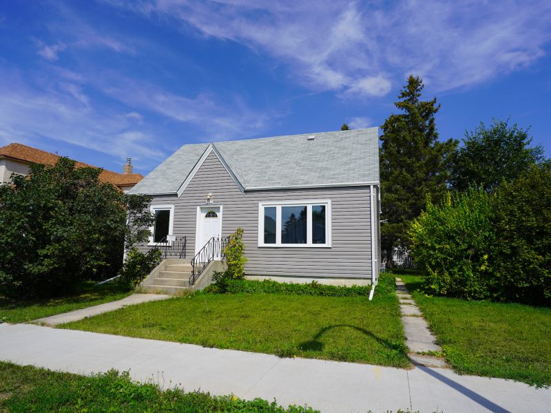 281 Jamison Avenue, Winnipeg | Upgraded 3 bedroom home