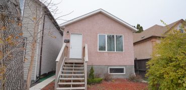 191 Johnson Ave W | Move-in Ready Duplex