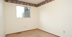 22 Price Drive East Kildonan – Bright 3-Bedroom Home with Large Yard