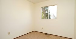 22 Price Drive East Kildonan – Bright 3-Bedroom Home with Large Yard