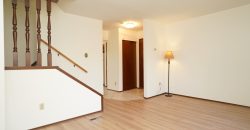 22 Price Drive East Kildonan – Bright 3-Bedroom Home with Large Yard