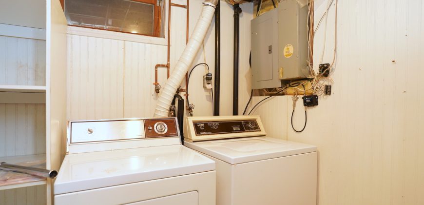 22 Price Drive East Kildonan – Bright 3-Bedroom Home with Large Yard