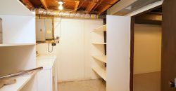 22 Price Drive East Kildonan – Bright 3-Bedroom Home with Large Yard