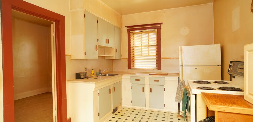 266 Bannerman Ave | Winnipeg Home with Duplex Potential