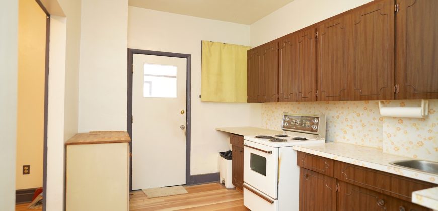 266 Bannerman Ave | Winnipeg Home with Duplex Potential