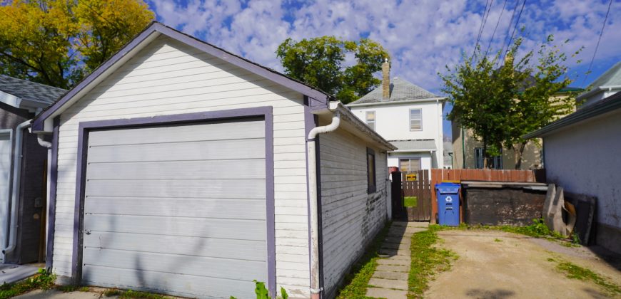266 Bannerman Ave | Winnipeg Home with Duplex Potential