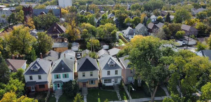 266 Bannerman Ave | Winnipeg Home with Duplex Potential