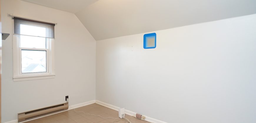 173 Lansdowne Ave | Affordable Scotia Heights Starter