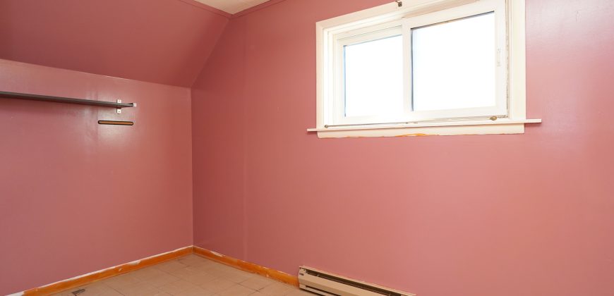 173 Lansdowne Ave | Affordable Scotia Heights Starter