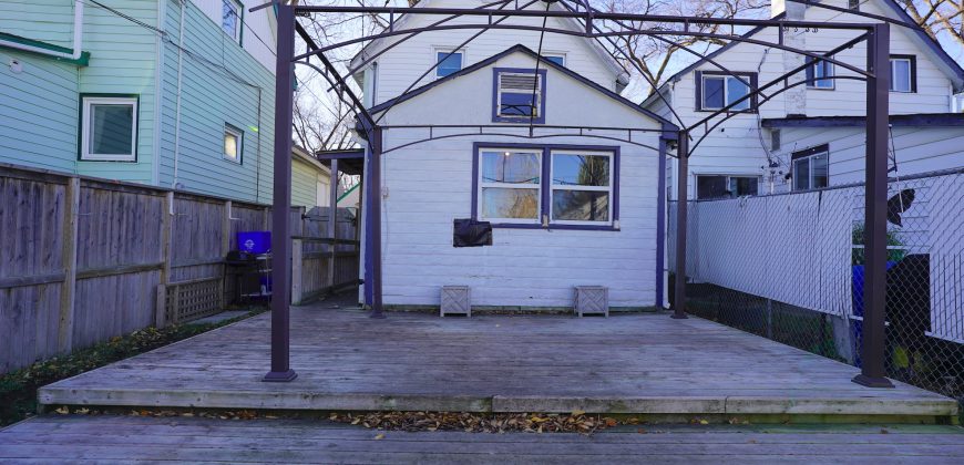 173 Lansdowne Ave | Affordable Scotia Heights Starter