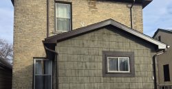 422 Burrows Ave, Winnipeg | 1676 sq ft 6-Bedroom Home for Sale