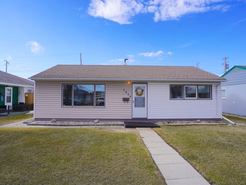 1658 Pritchard Avenue | Offered For The First Time In 50 Years!