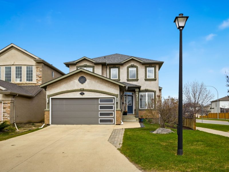 71 Cotter Circle | Exquisitely Renovated Luxury Home in River Park South