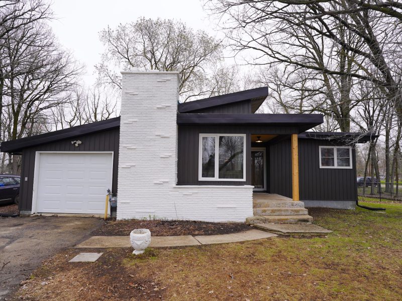 3395 Henderson Highway East St Paul | Rare Opportunity on Large Lot