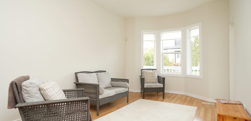 384 Martin Avenue W | Move-In Ready Elmwood Home With Open Concept Layout