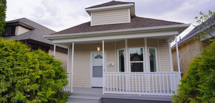 384 Martin Avenue W | Move-In Ready Elmwood Home With Open Concept Layout