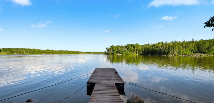 91 Silverdale Drive | A Private Waterfront Retreat Unlike Anything Else