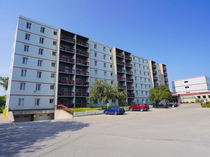 410-35 Valhalla Drive | Riverfront Condo in North Kildonan