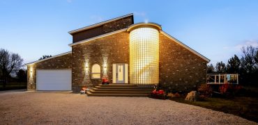 46 Ramblewood Road | An Architectural Original